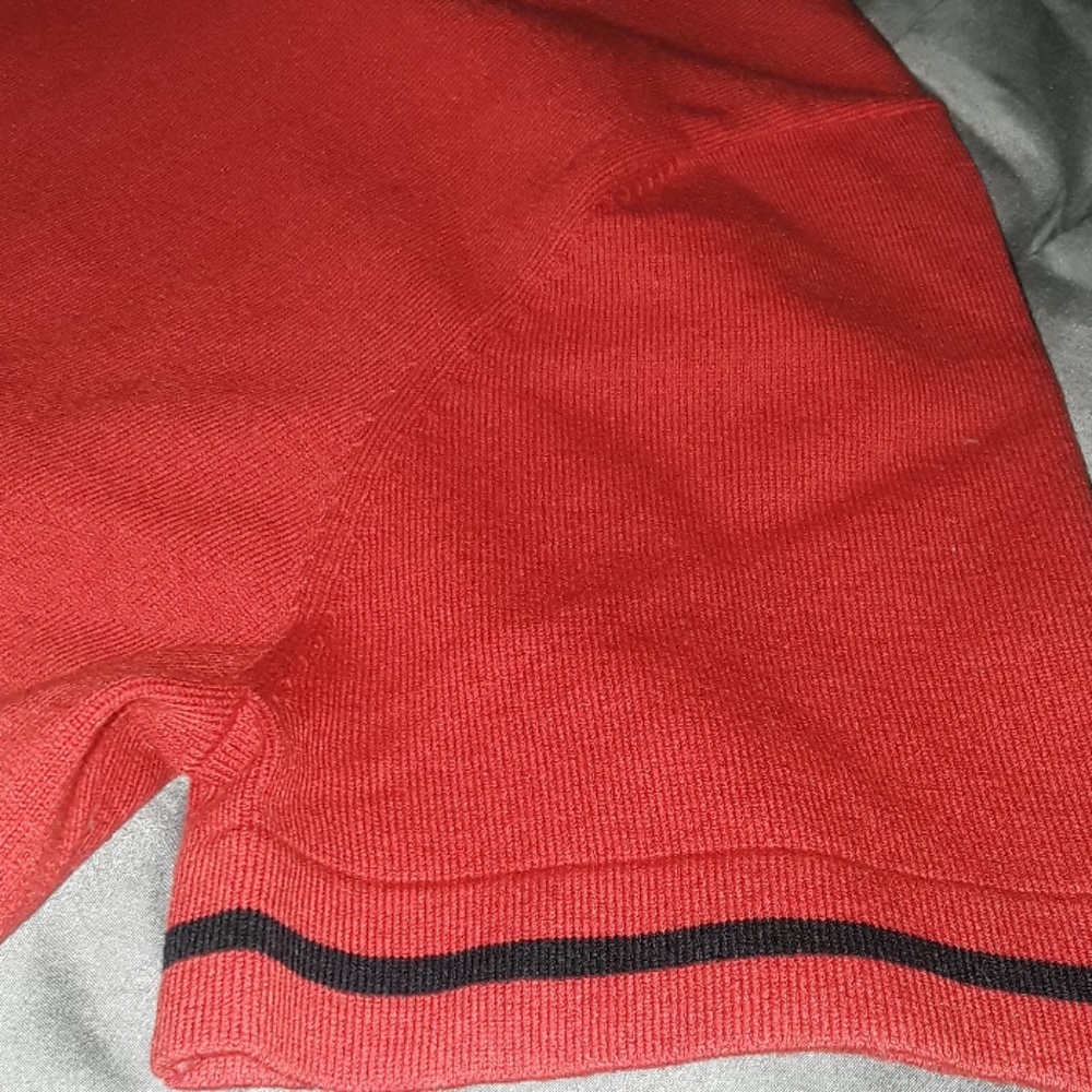 Sweater - Picture 5 of 6